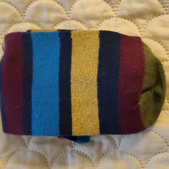 2 Pairs of Designer Socks - Picture 2 of 3